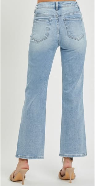 HR Relaxed Straight