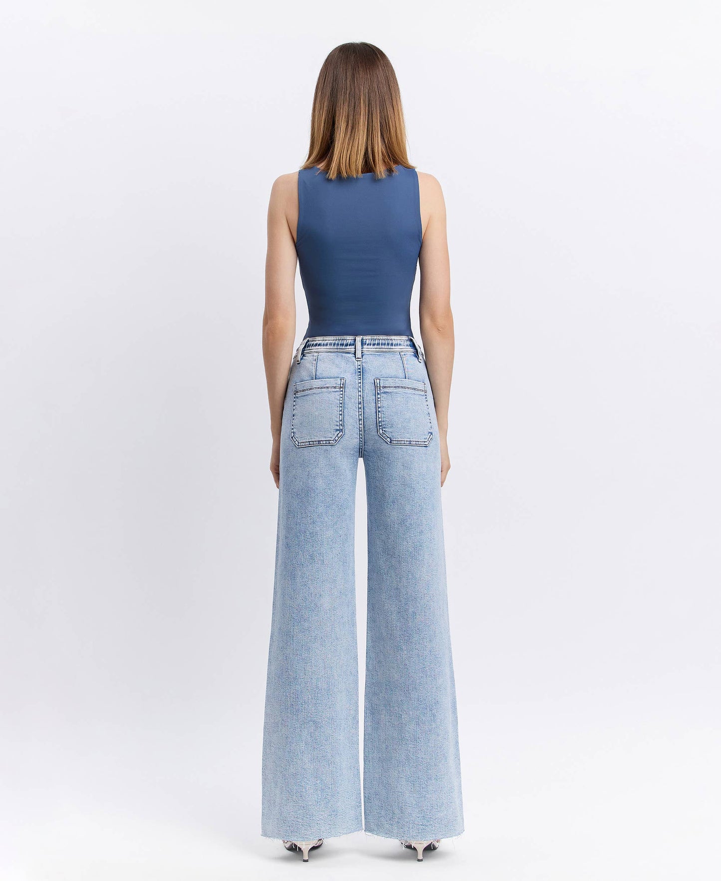 HIGH RISE DRAWSTRING WAISTBAND WIDE LEG JEANS F6065: CLEARLY / 26