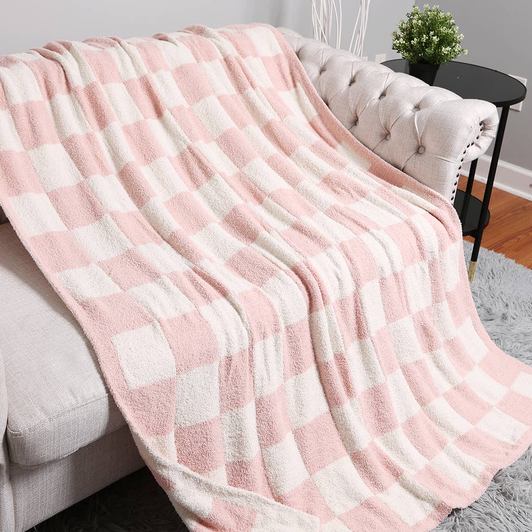 Checkerboard Patterned Throw Blanket: Beige