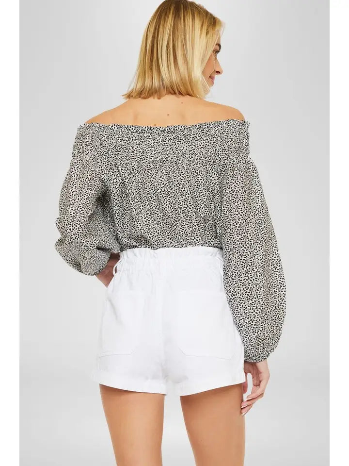 Kan Can bag shorts