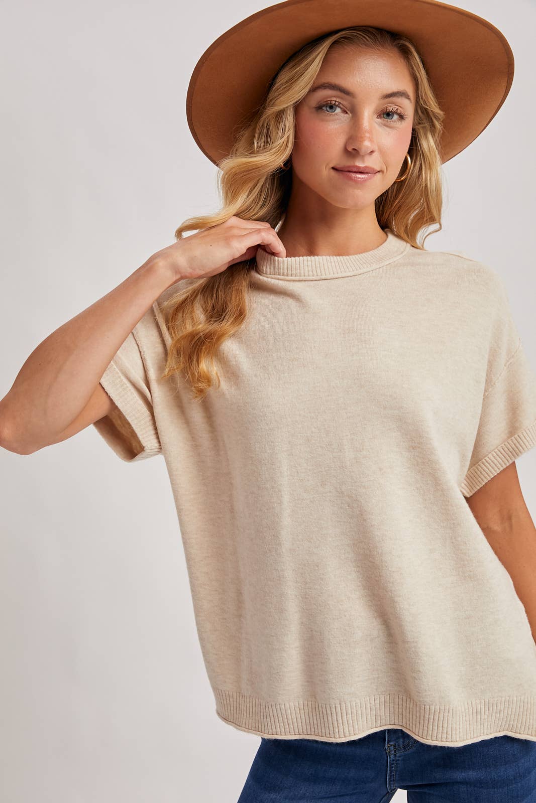 CREW NECK KNIT T-SHIRT: MOCHA