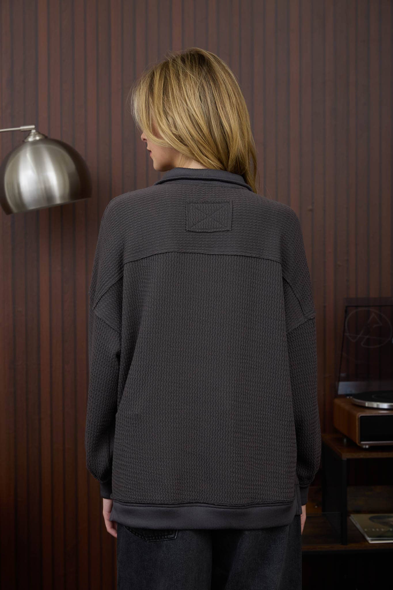 HALF ZIP COLLARED LONG SLEEVE WAFFLE KNIT TOP