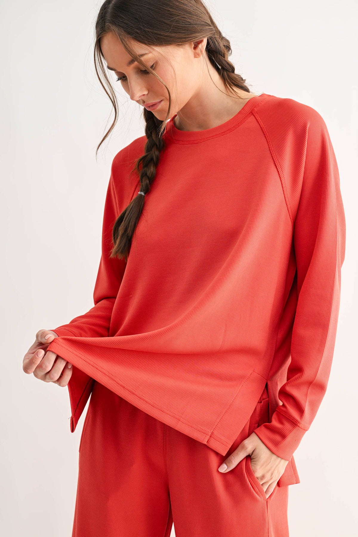 Luxe Sand Wash Rib Raglan Tee: SILKEN TAUPE