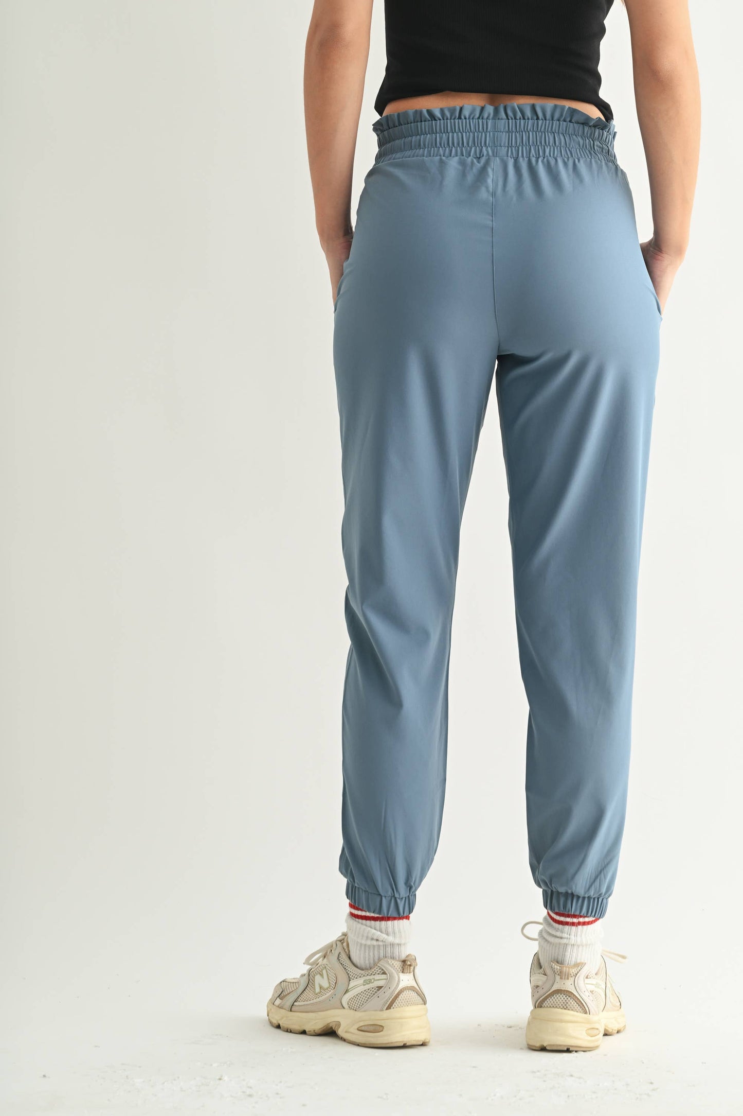 Cuffed Essential Highwaist Joggers: D BLUE