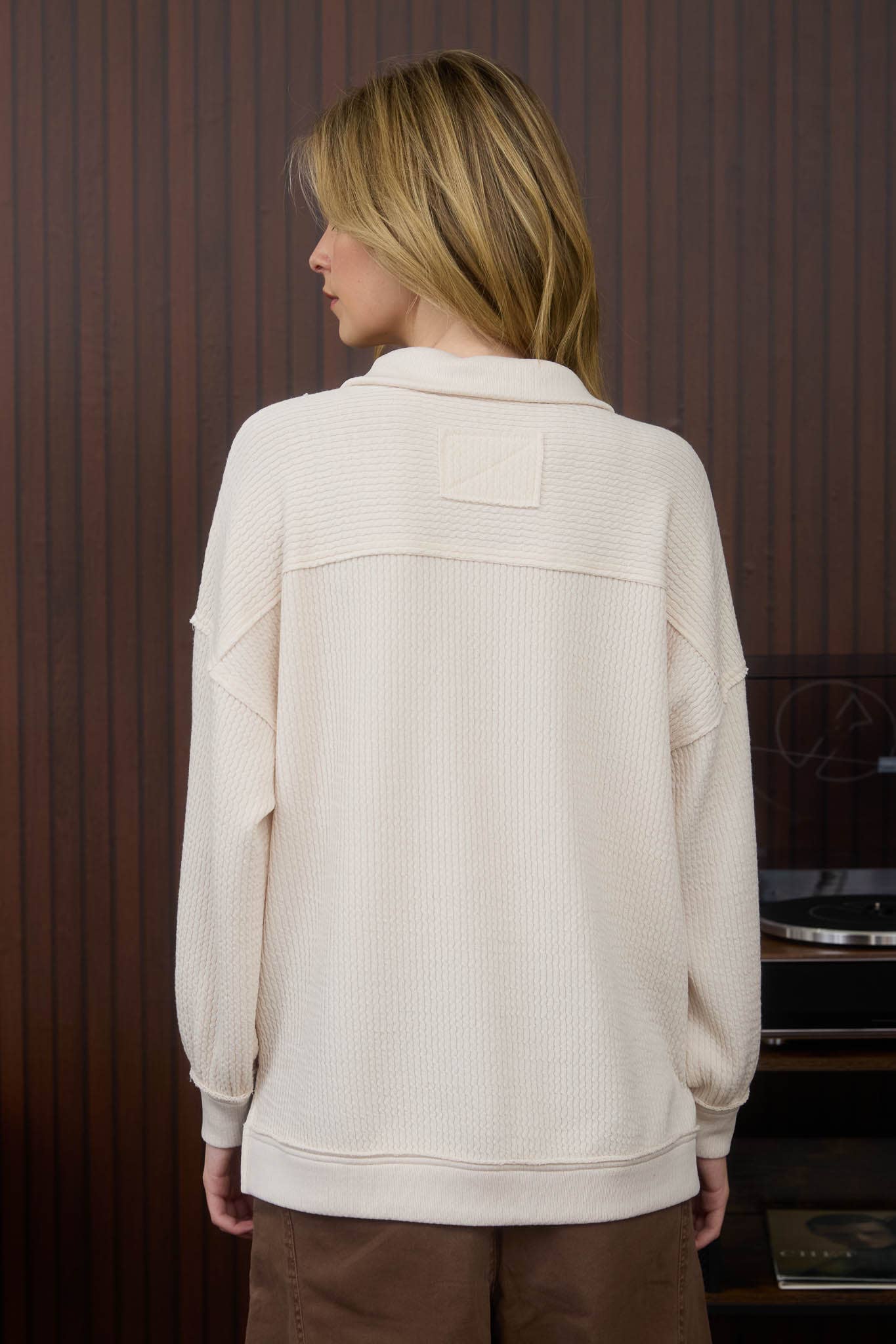 HALF ZIP COLLARED LONG SLEEVE WAFFLE KNIT TOP