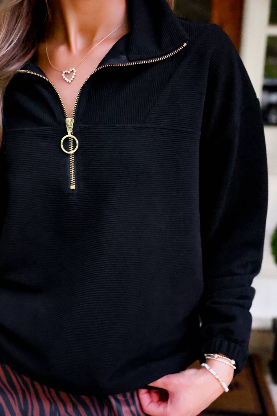 Levi Ribbed Quarter Zip Pullover- Black: Black / Small