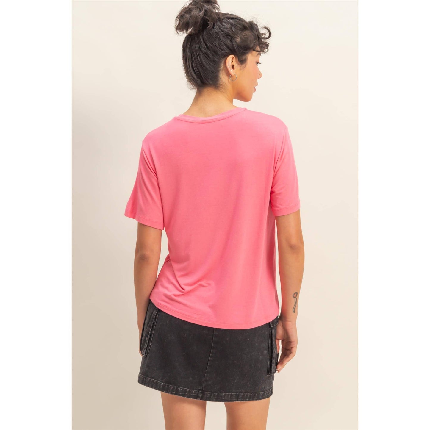 Classic Crew Neck Pocket