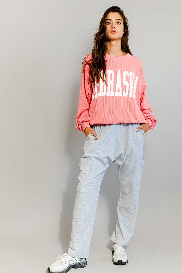 T1770N 'NEBRASKA' Comfy Oversize Graphic Sweatshirt: COFFEE / S-M-L (2-2-2)