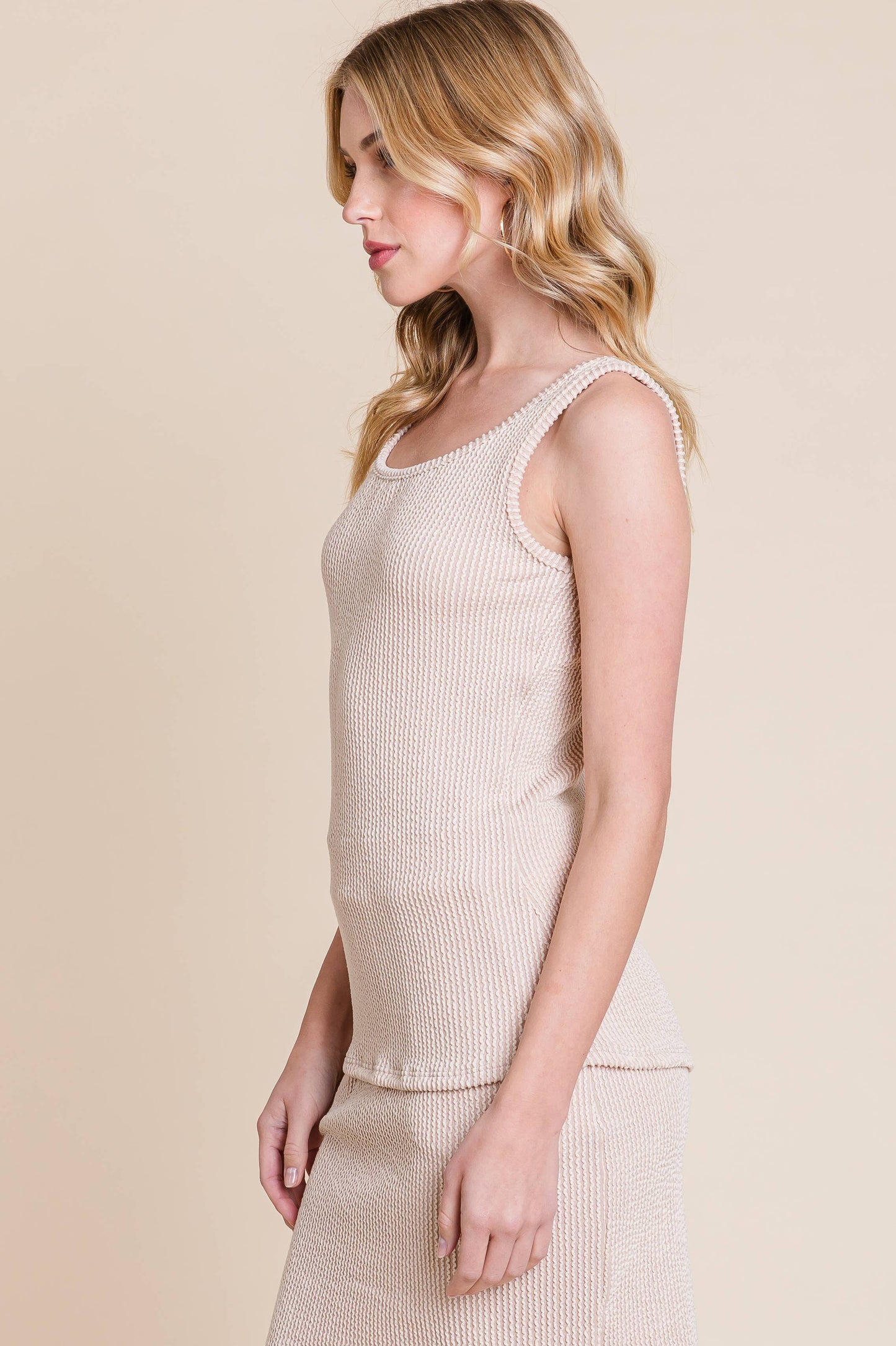 Ribbed Tank