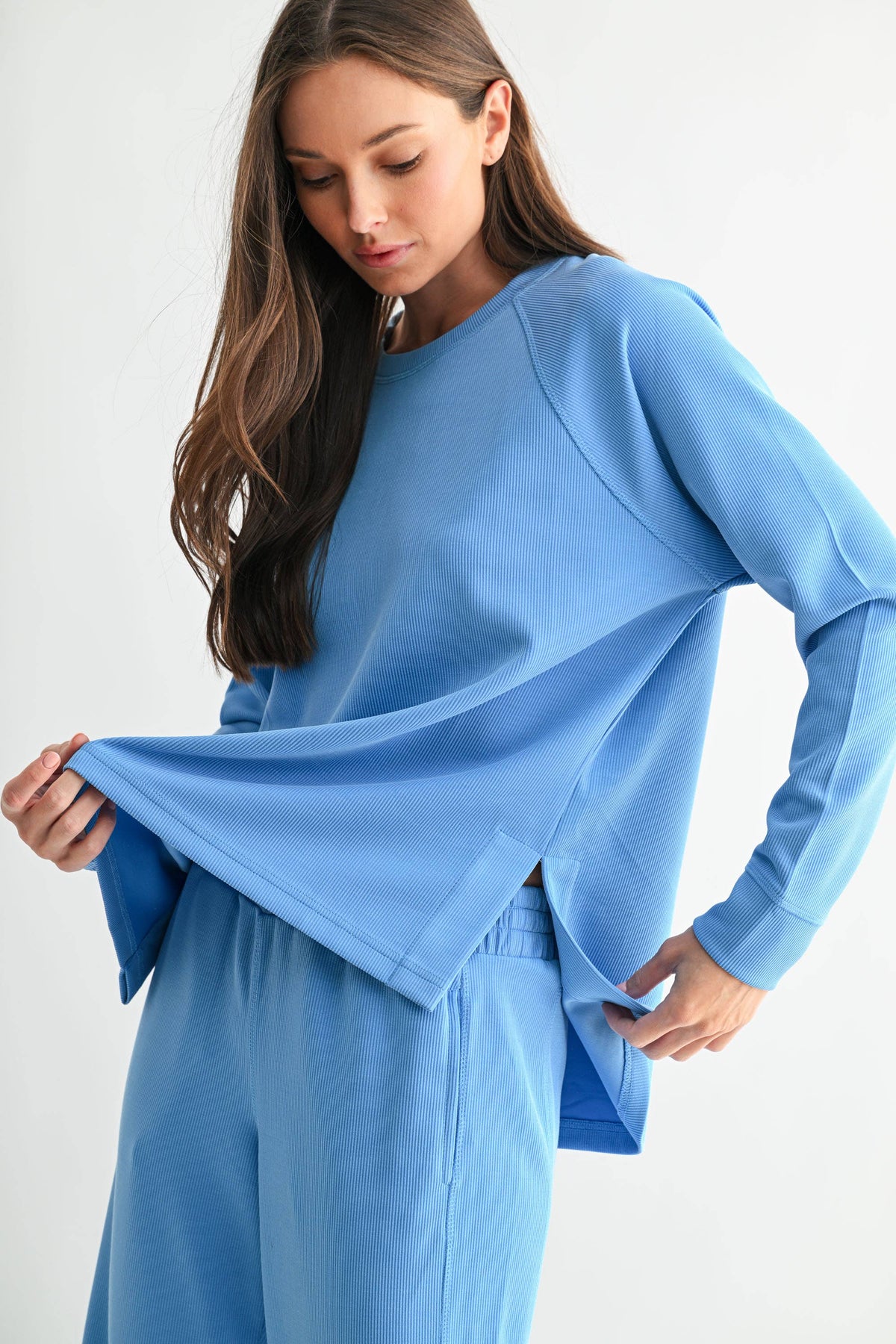 Luxe Sand Wash Rib Raglan Tee: SILKEN TAUPE
