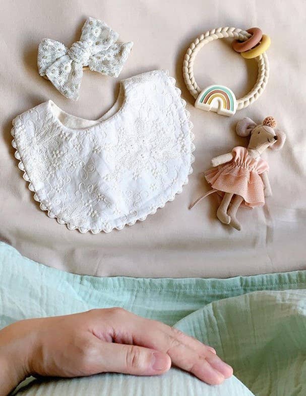 Ritzy Rattle Highland Cow