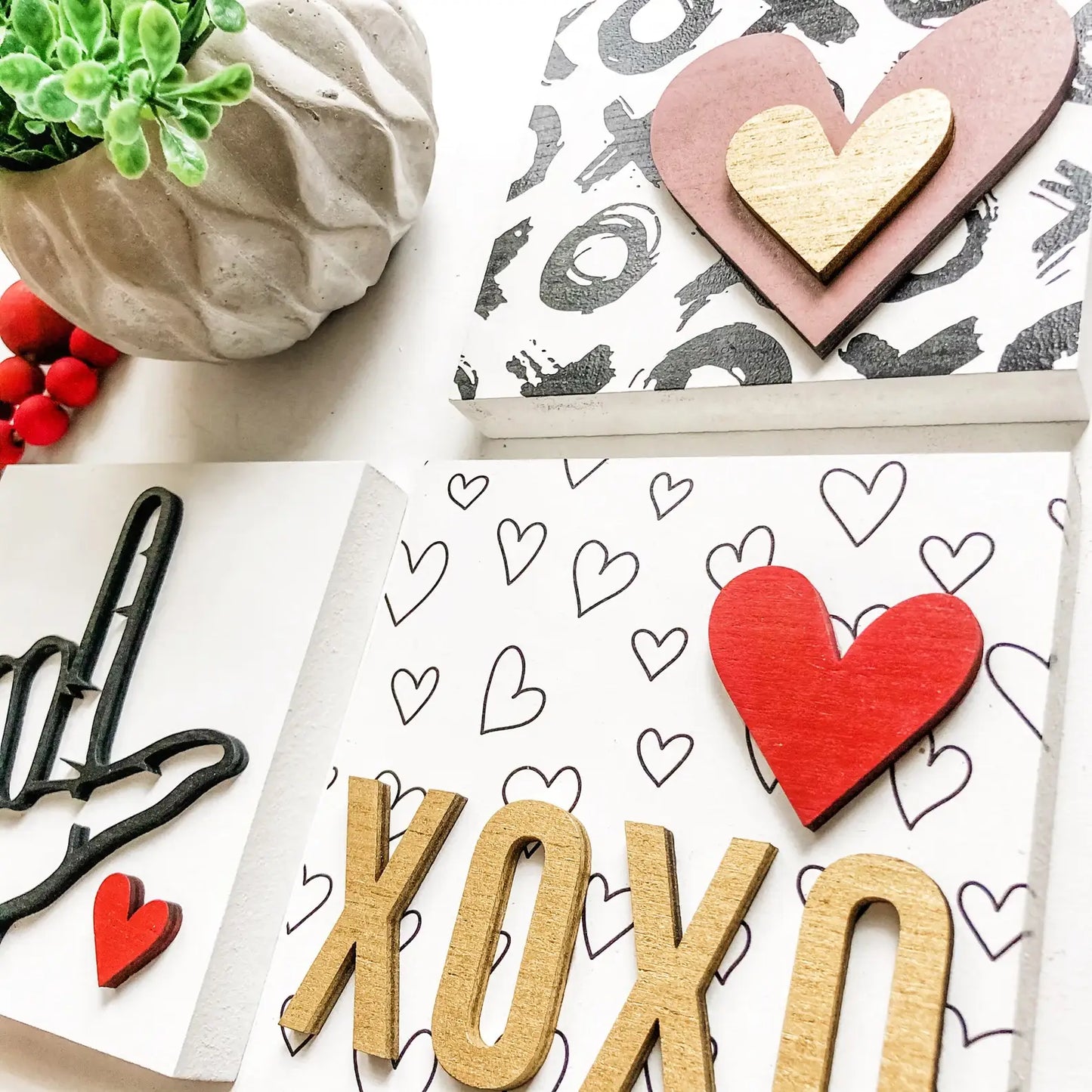Valentines Day - Pink/Gold Hearts