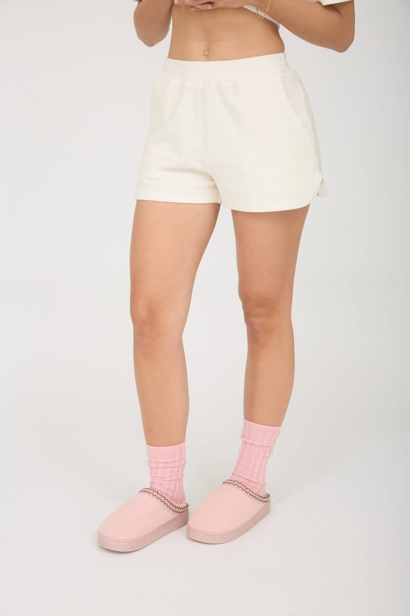 RIBBED KNIT SHORTS: DUSTY MINT