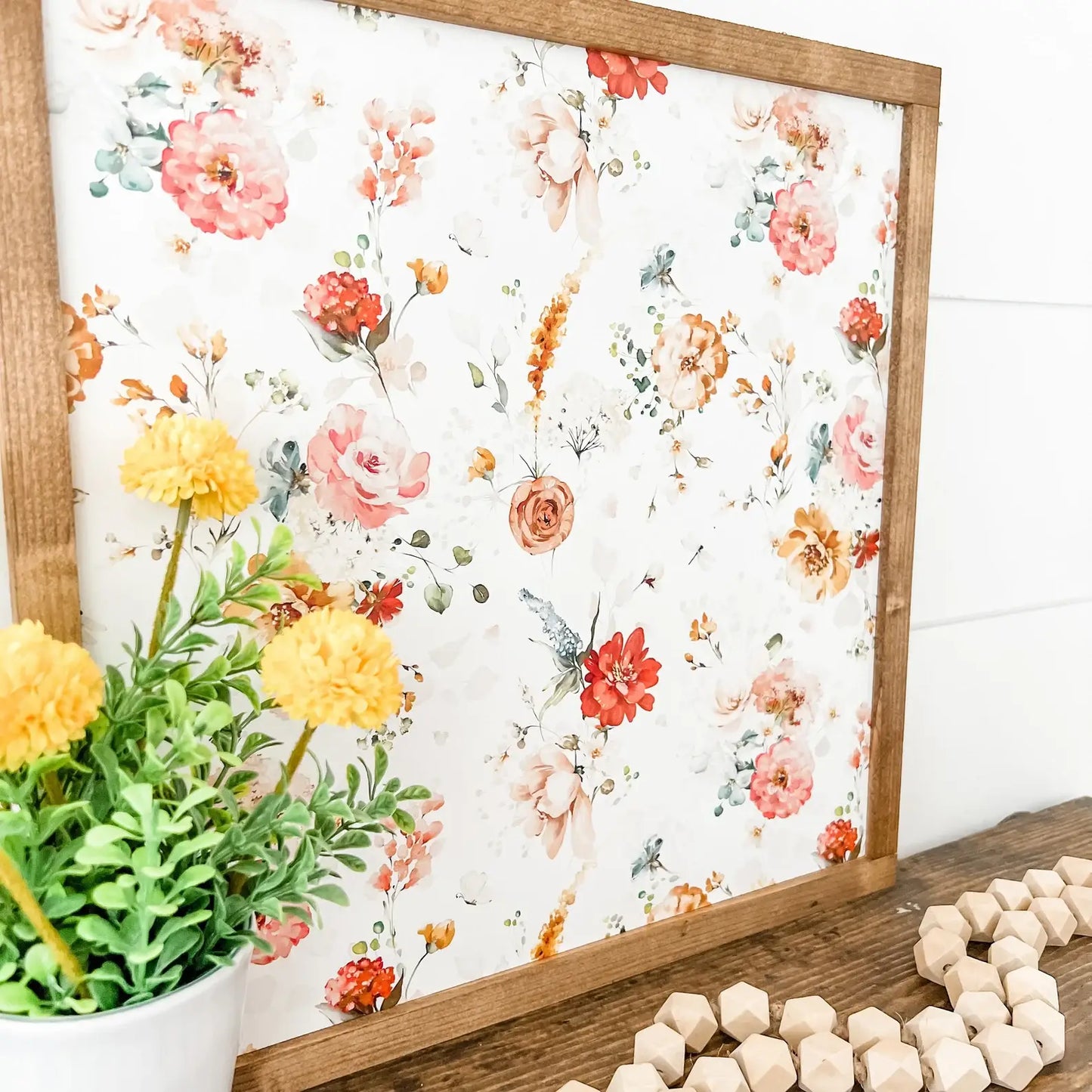 Floral Pattern Wood - 18x18