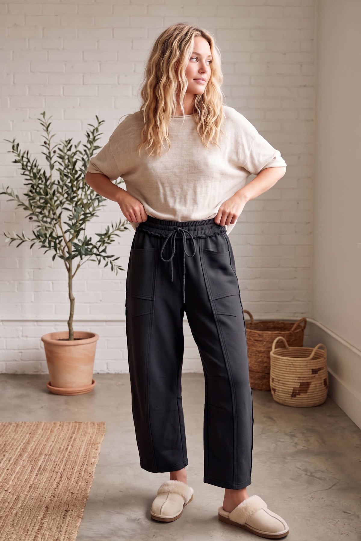 Scuba Raw Edge Barrel Pants