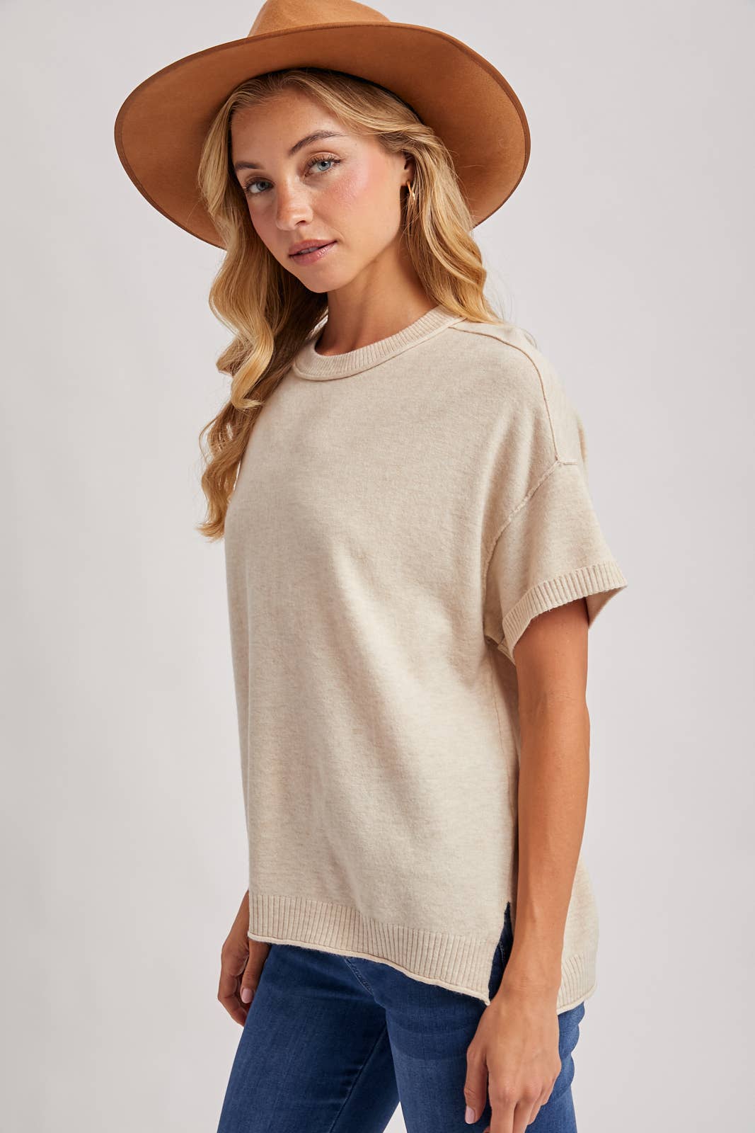 CREW NECK KNIT T-SHIRT: MOCHA