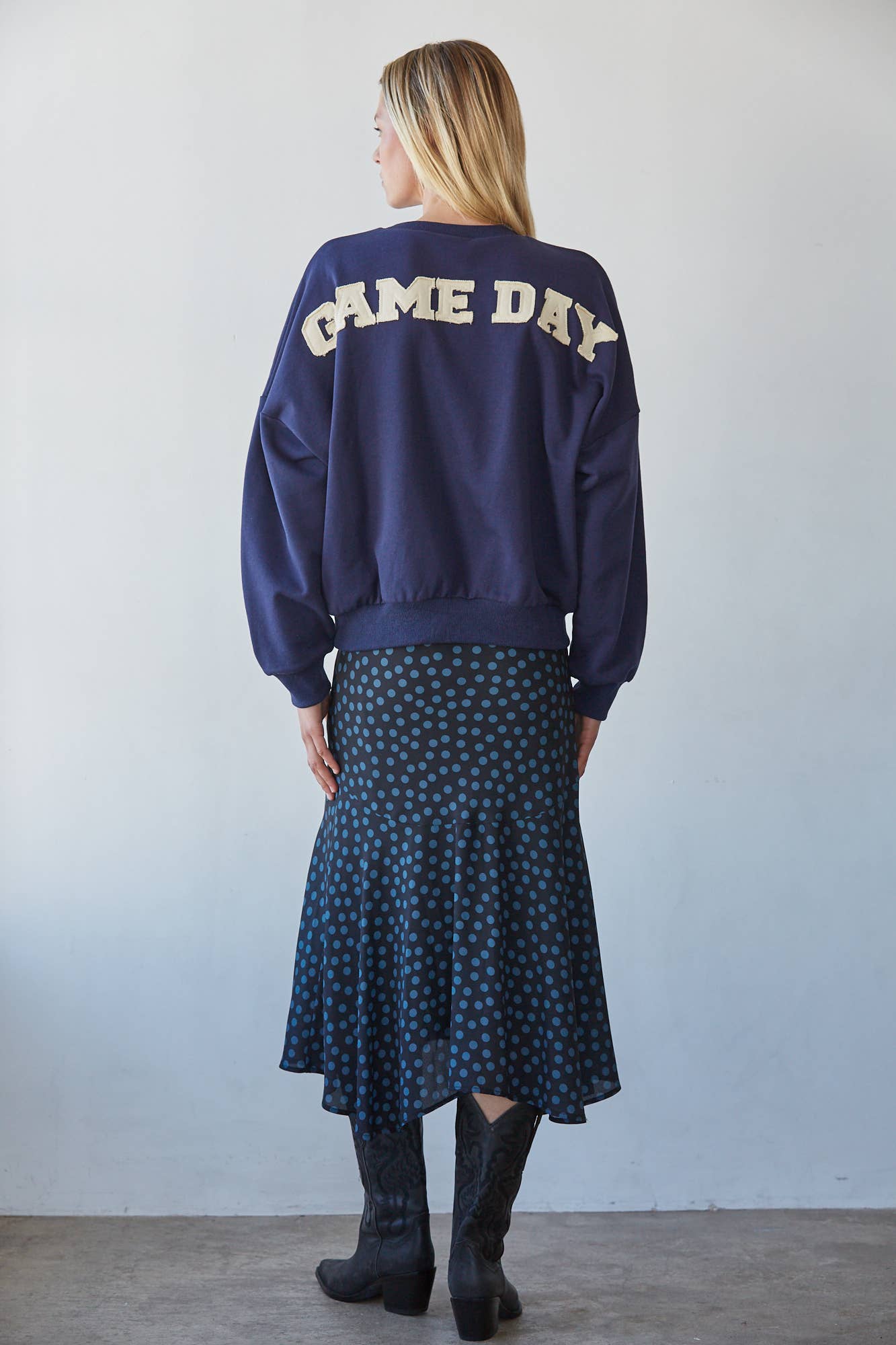 L10116 | Knit Crew 'Game Day' on Back Pullover Top: Navy / M