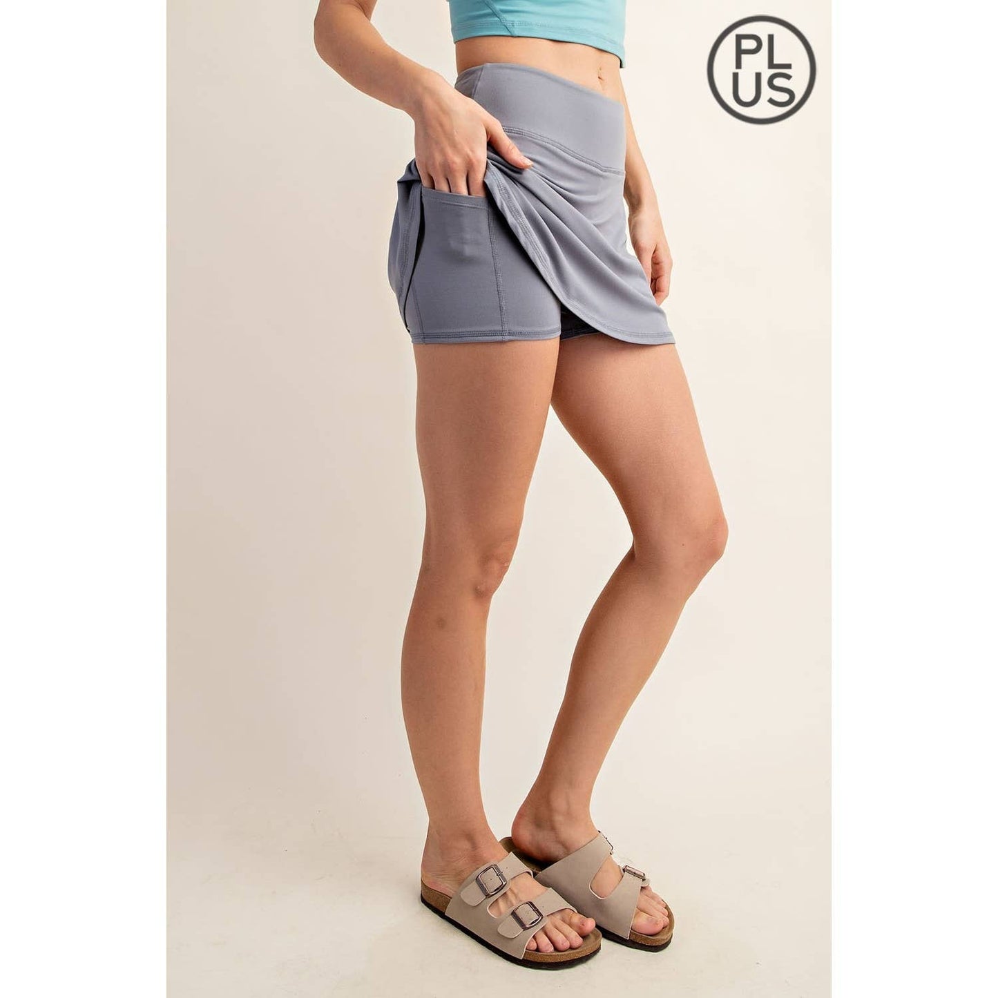 PLUS SIZE BUTTER SKORT: Rhino Grey
