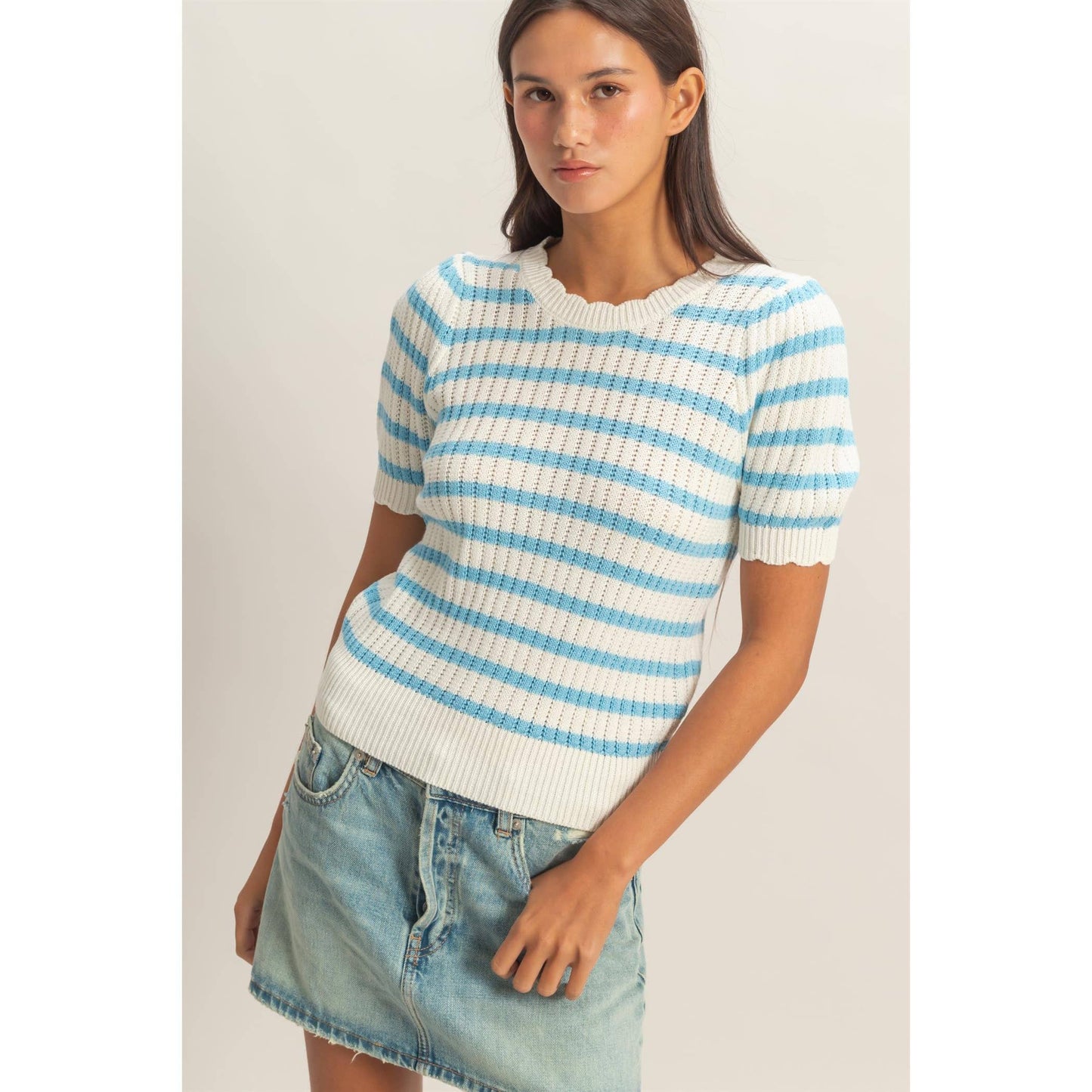 Striped Scallop Edge Puff Sleeve Knit Top: TAUPE / S-M-L(2-2-2)