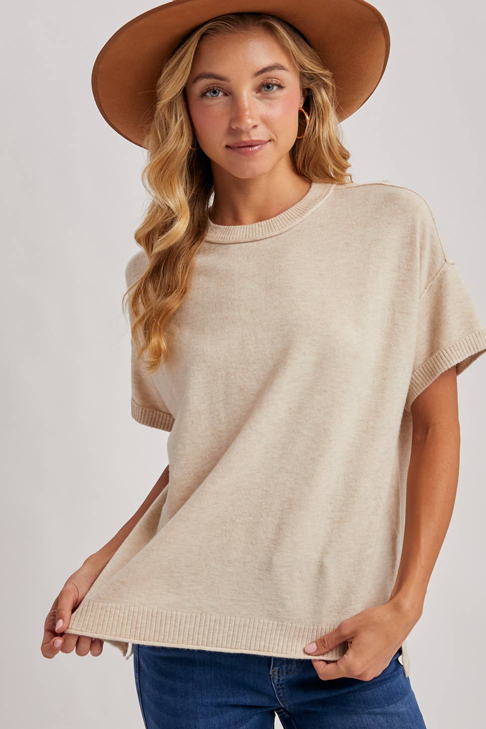 CREW NECK KNIT T-SHIRT: MOCHA