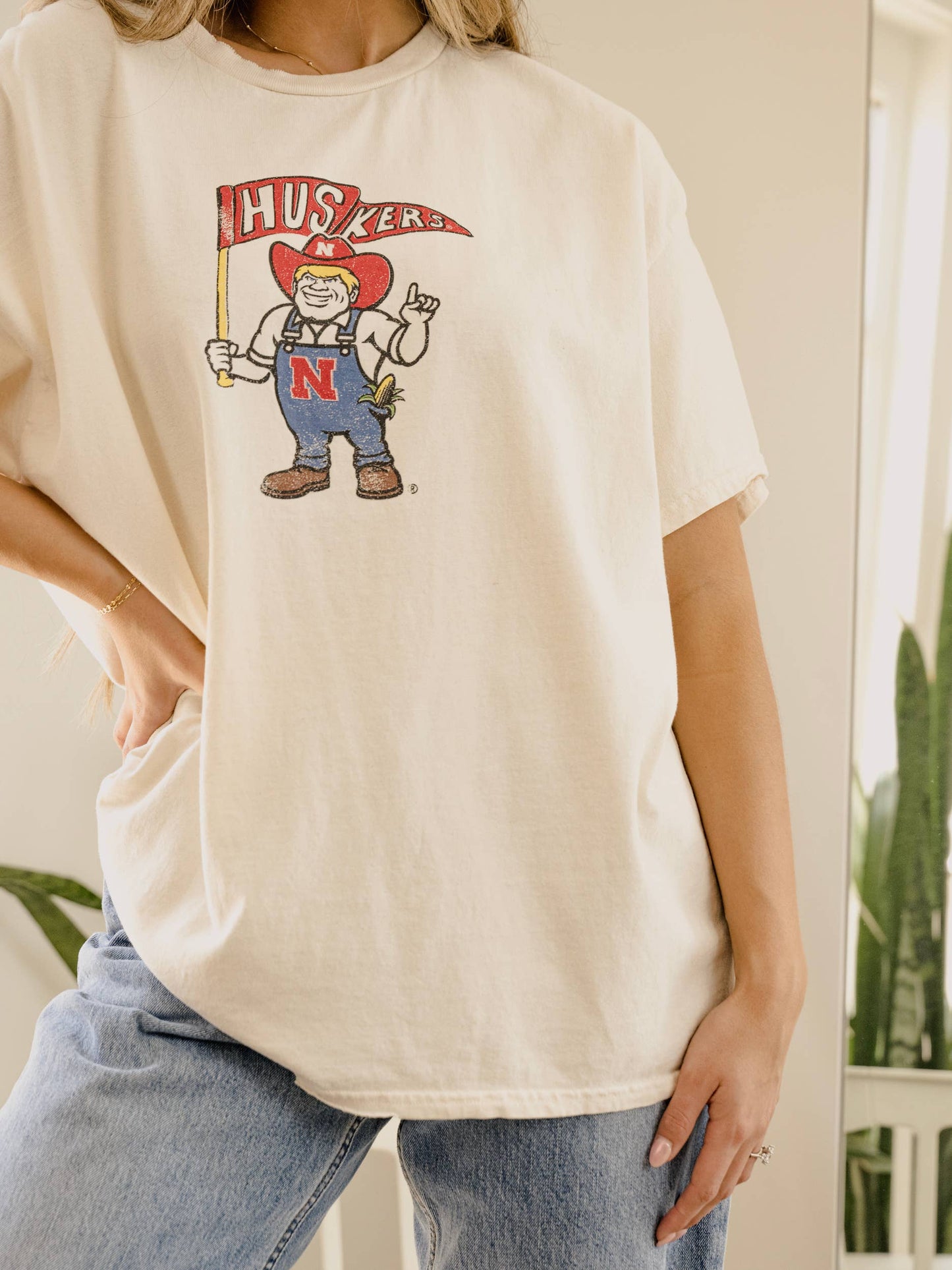 Ne Huskers Mascot Thrifted Tee