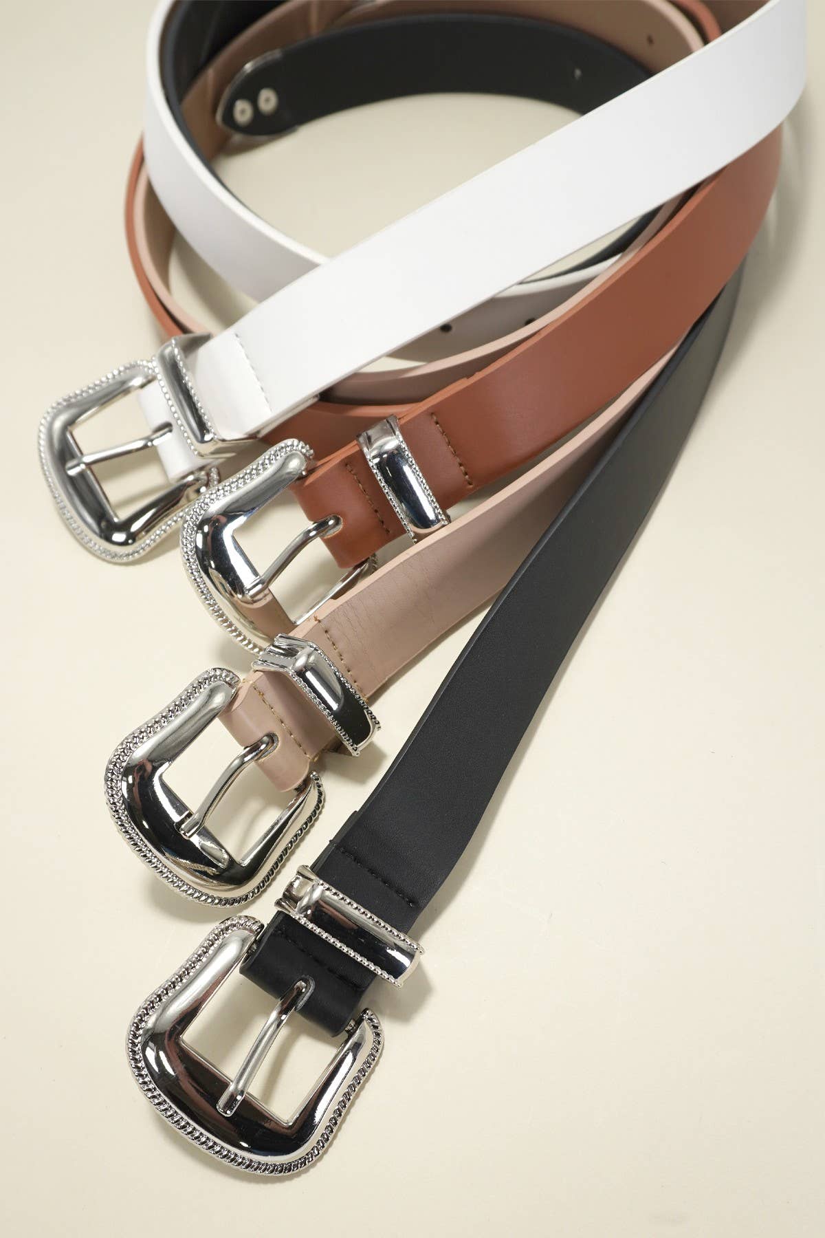 CLASSIC WESTERN BUCKLE FAUX LEATHER BELT: Taupe