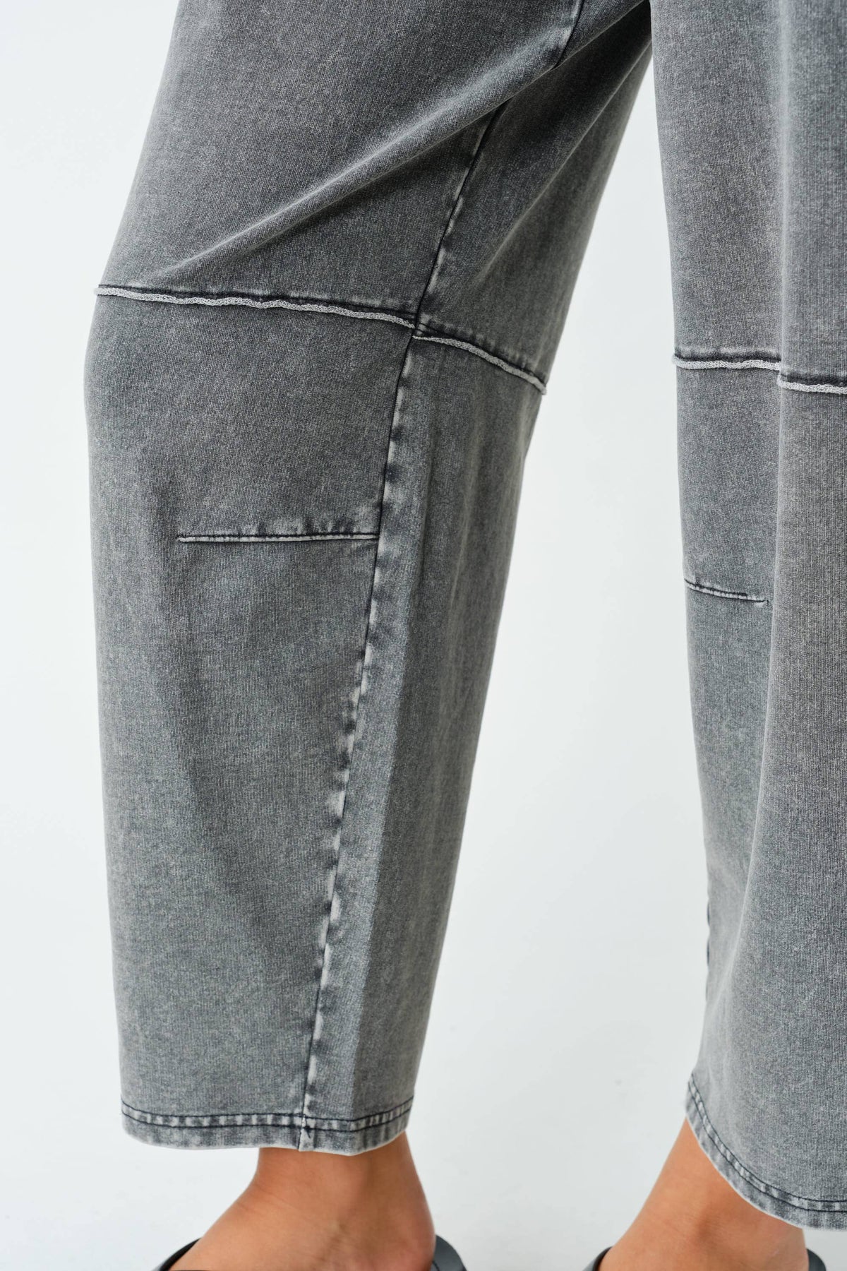 Cotton Blend Mineral Wash Cropped Straight Leg Pants:COFFEE BEAN