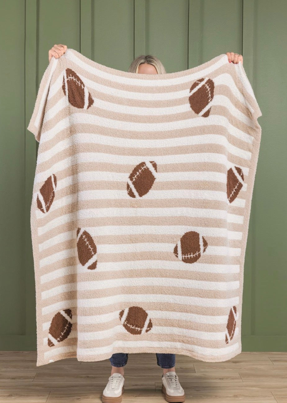 TAILGATE CHENILLE BLANKET