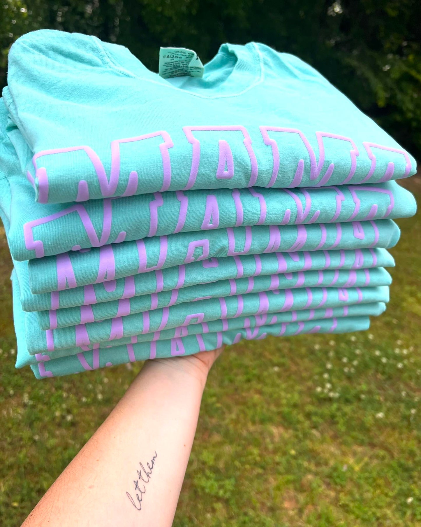 Chalky Mama Mint CC tee