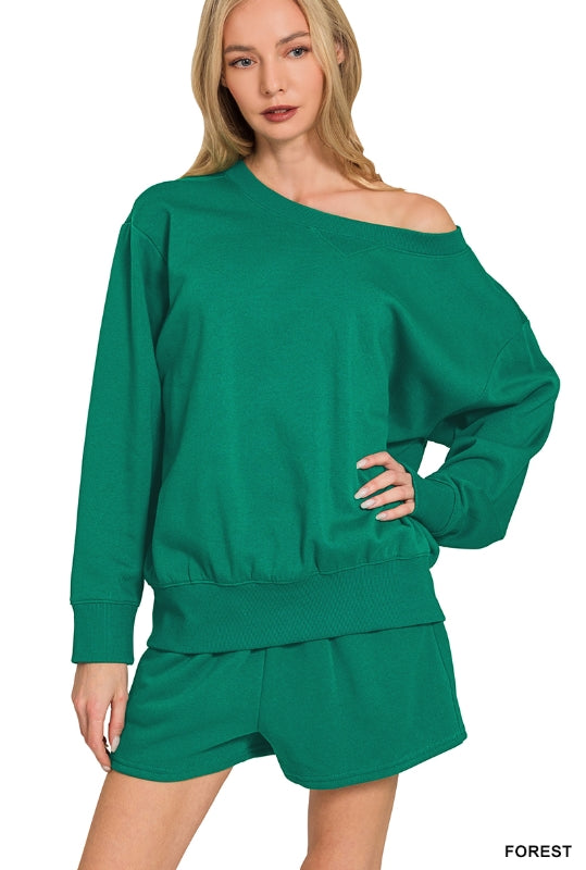 Fleece Boat Neck Sweatshirts & Shorts