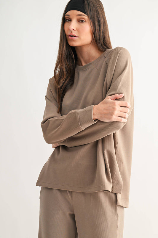 Luxe Sand Wash Rib Raglan Tee: SILKEN TAUPE