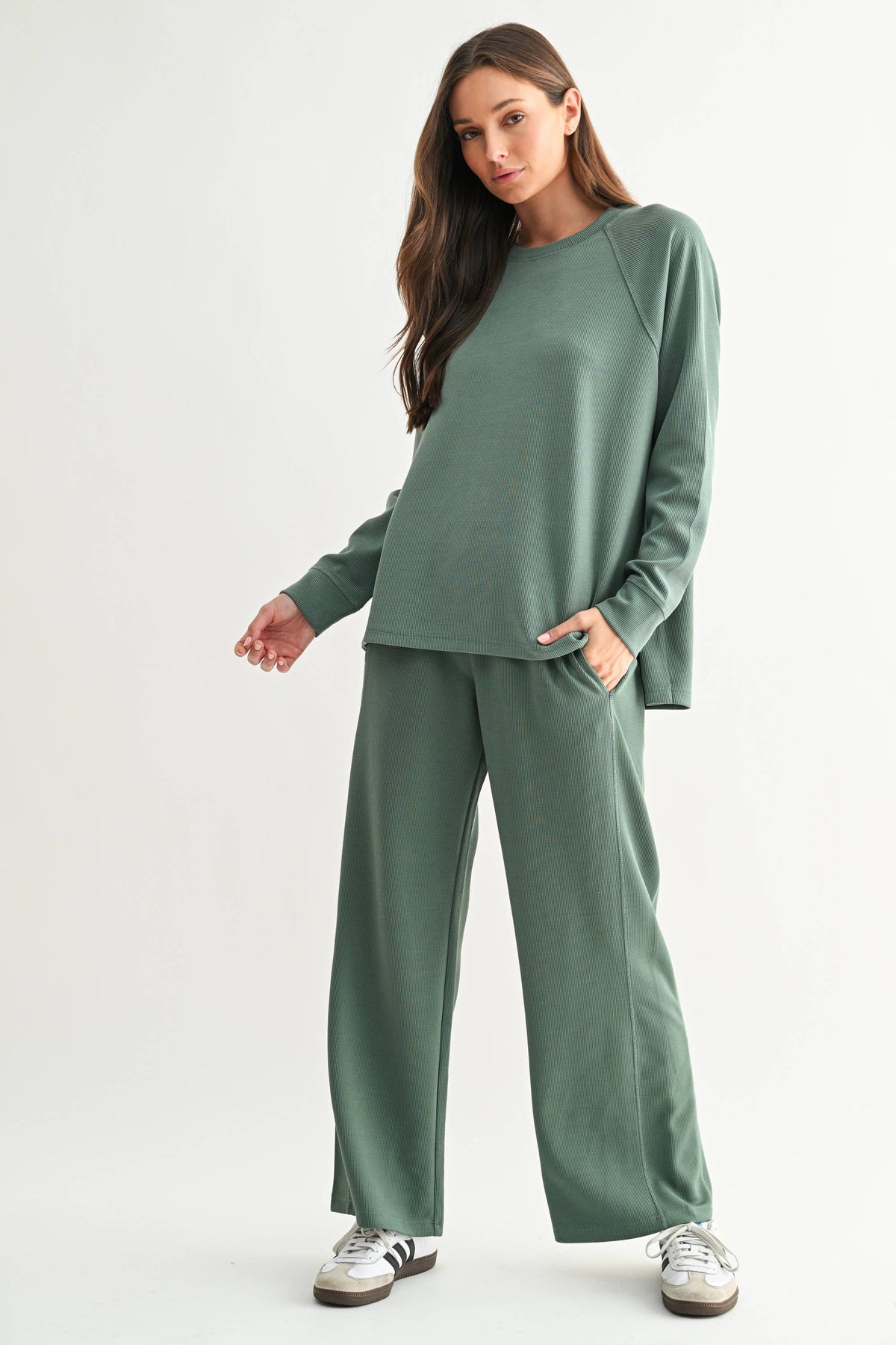 Luxe Sand Wash Rib Raglan Tee: SILKEN TAUPE