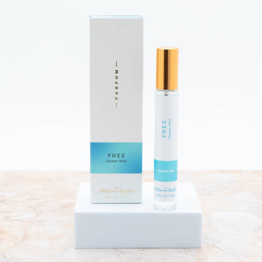 Free (ocean mist) Parfum Spray 8 mL Pen