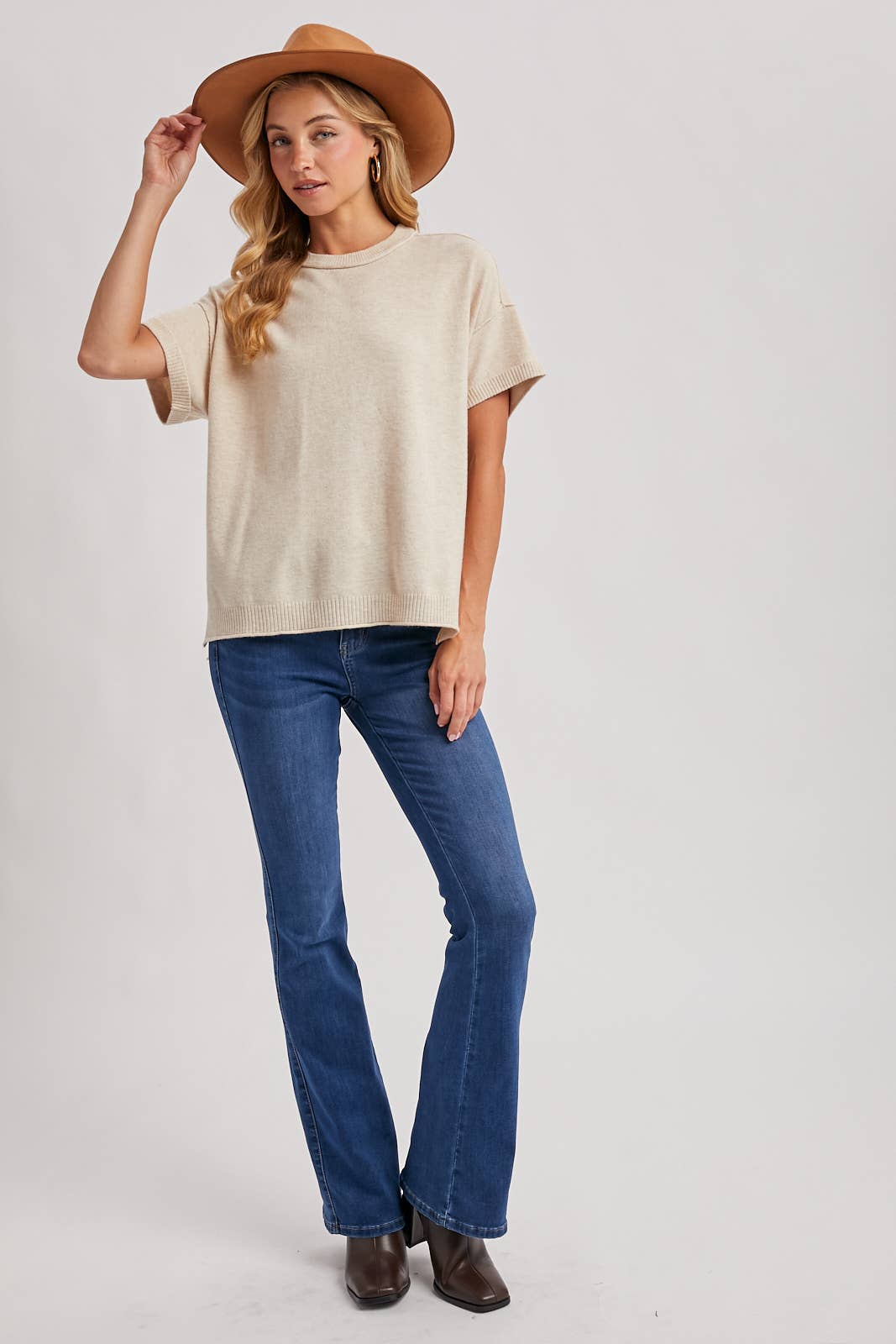 CREW NECK KNIT T-SHIRT: MOCHA