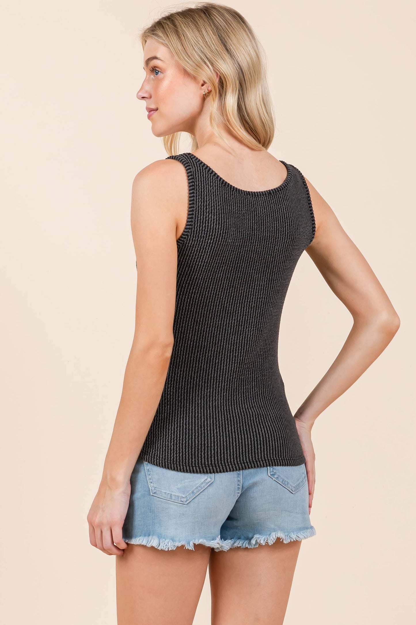 Ribbed Tank