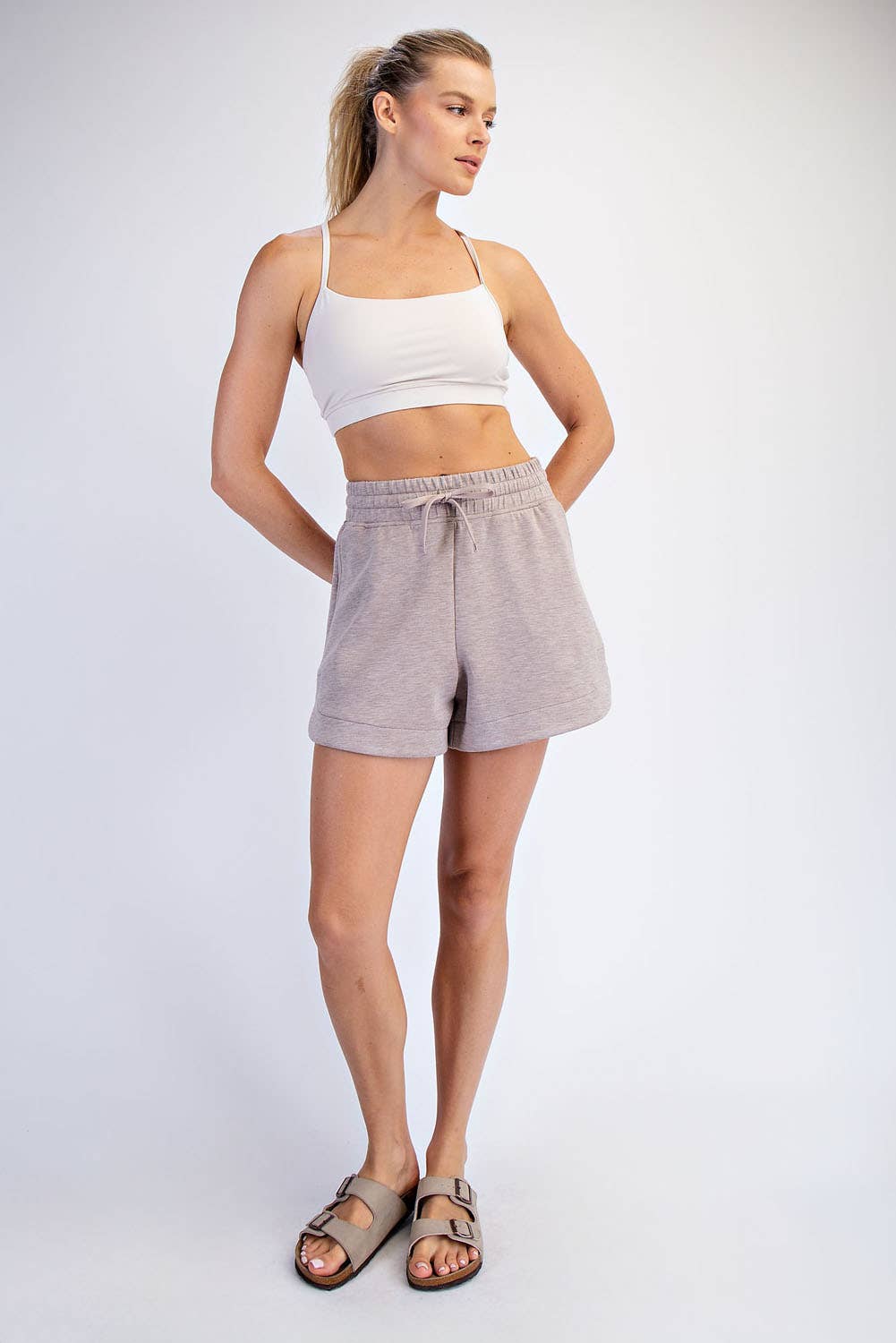 SCUBA SHORTS: Mocha Cream