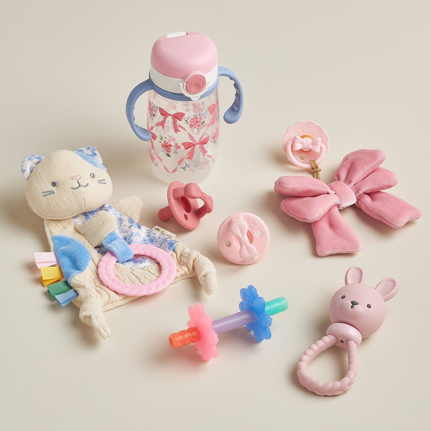 *NEW* Itzy Sips™ - Straw Cup With Snap-Close Lid: Giddy Up!