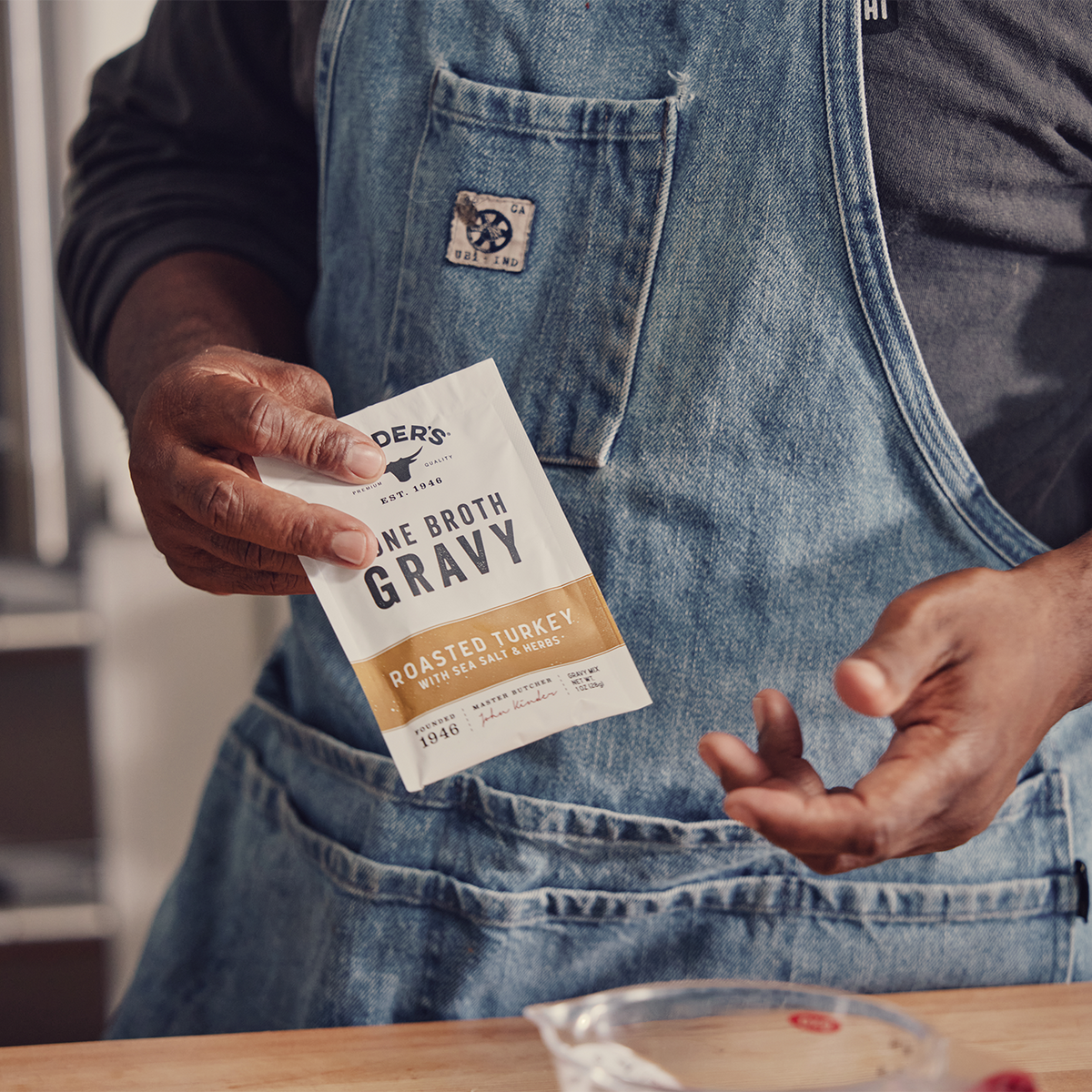 Roasted Turkey Bone Broth Gravy