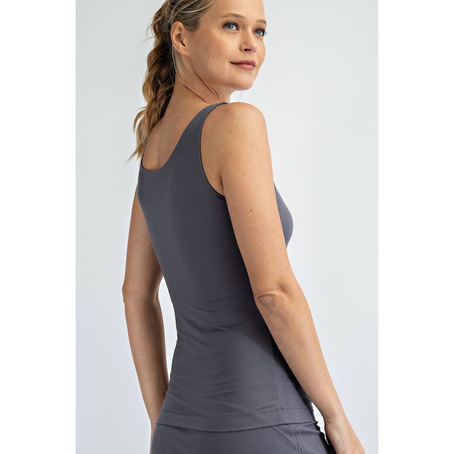 BUTTER SOFT TANK TOP: Titanium / S-M-L(2-2-2)
