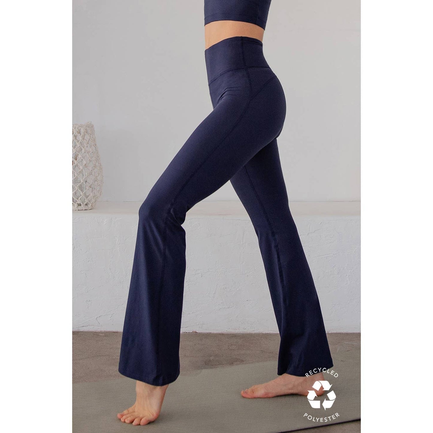 FLARED YOGA PANTS: Kelly Green / S-M-L(2-2-2)