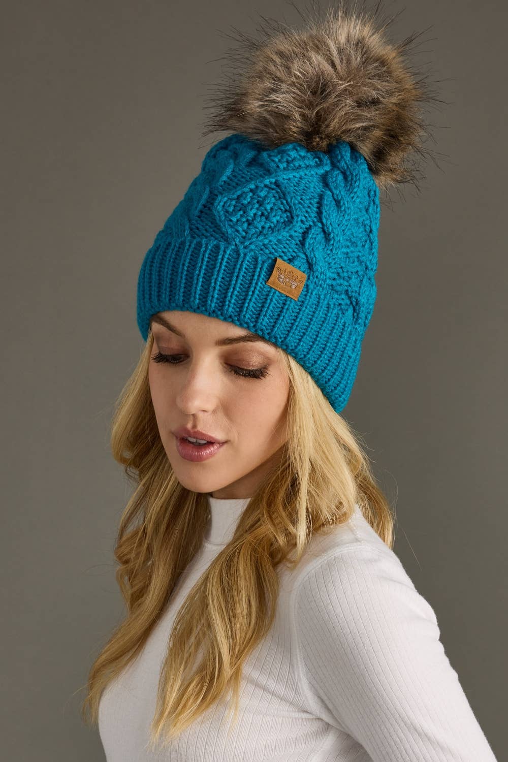 Cable Knit Pom Hat