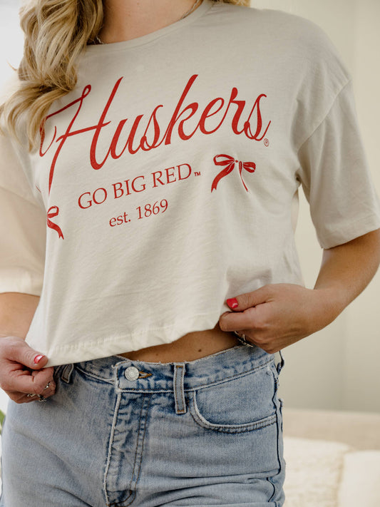 Nebraska Huskers Established Bows Off White Cropped Tee : XL
