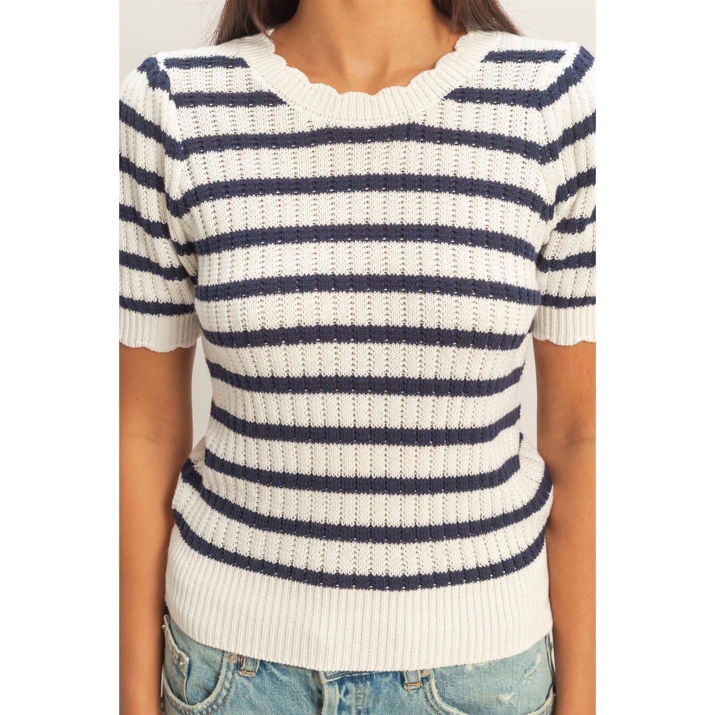 Striped Scallop Edge Puff Sleeve Knit Top: TAUPE / S-M-L(2-2-2)